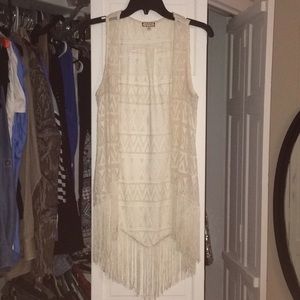 Lace vest with fringe